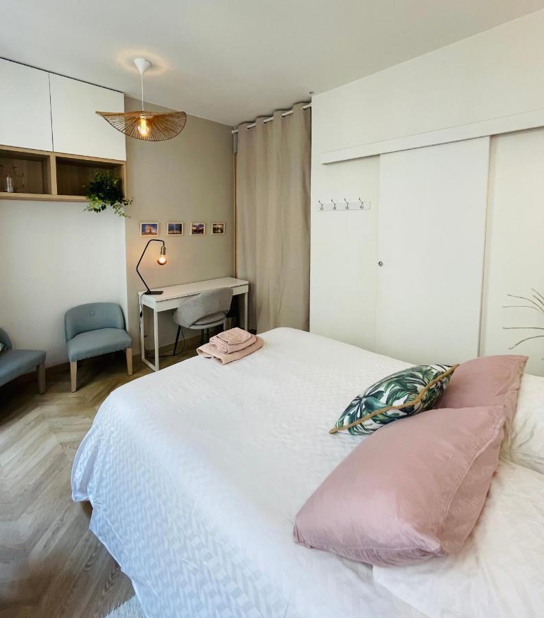 Apartamento Le Nid Douillet De Patricia París Exterior foto