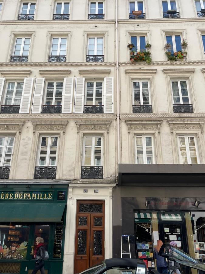 Apartamento Le Nid Douillet De Patricia París Exterior foto